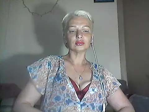 Snapshot of MaryJane441 chatting on 07/06/26, 08:22 MaryJane441 online show from 07/06/26, 08:22