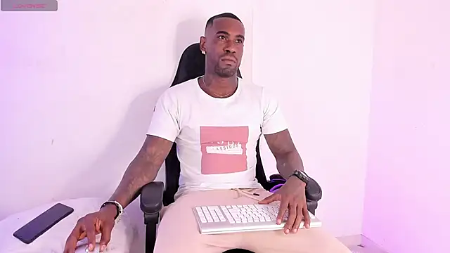 Snapshot of Dvid_Rullers chatting on 02/07/25, 09:37 Dvid Rullers online show from 02/07/25, 09:37