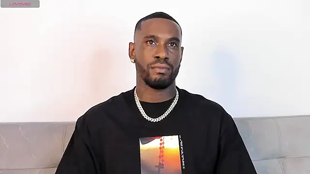 Snapshot of Dvid_Rullers chatting on 03/22/25, 03:41 Dvid Rullers online show from 03/22/25, 03:41