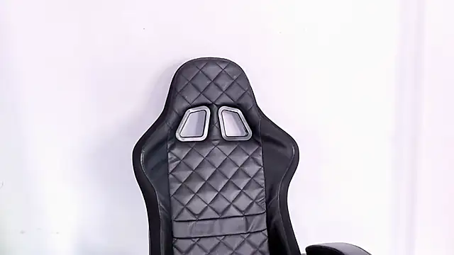 Snapshot of Dvid_Rullers chatting on 10/11/25, 12:47 Dvid Rullers online show from 10/11/25, 12:47