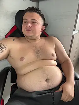 AndresChuboi online show from 11/23/25, 06:52