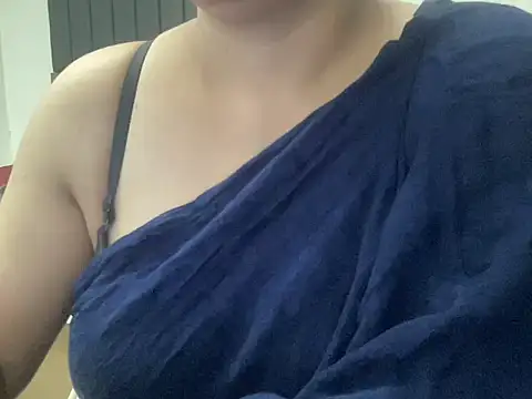 Snapshot of sassypooja chatting on 03/15/25, 12:56 sassypooja online show from 03/15/25, 12:56