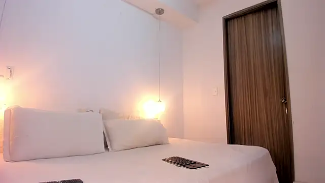 Mariana Synn online show from 07/25/26, 01:25