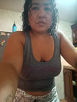 Snapshot of cougar_town chatting on 01/05/25, 04:27 cougar town online show from 01/05/25, 04:27