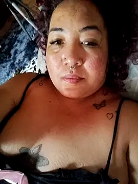 Snapshot of cougar_town chatting on 10/26/25, 02:56 cougar town online show from 10/26/25, 02:56