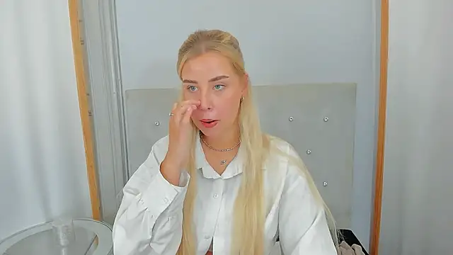 KristyHoney online show from 02/26/25, 09:42