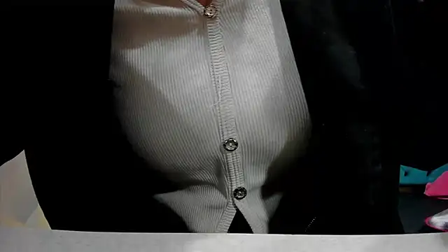 AnnieSoul online show from 11/29/25, 03:15