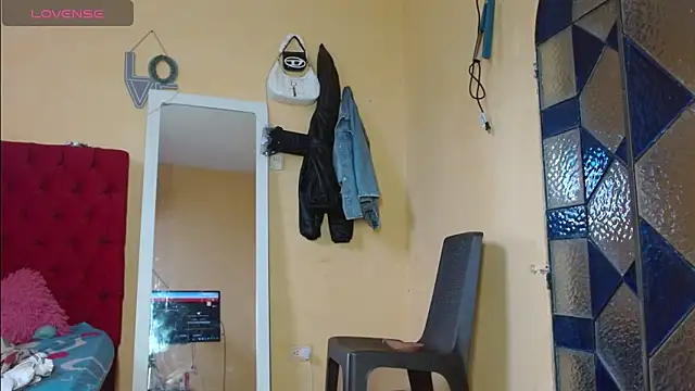 cristinamontiel online show from 03/02/25, 02:21