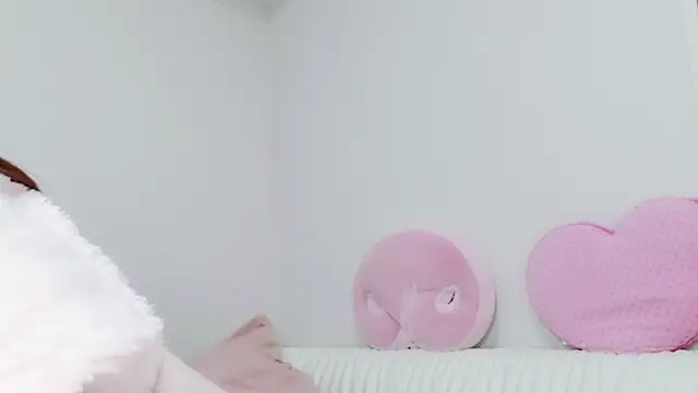 Snapshot of erokangoshi-nene chatting on 12/15/24, 06:37 erokangoshi-nene online show from 12/15/24, 06:37