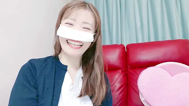 Snapshot of erokangoshi-nene chatting on 01/15/25, 04:21 erokangoshi-nene online show from 01/15/25, 04:21