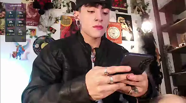 Snapshot of Mathew_stardust chatting on 01/12/25, 02:14 Mathew stardust online show from 01/12/25, 02:14