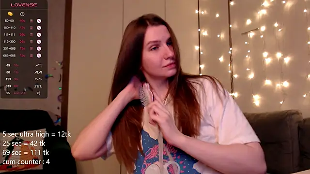 Snapshot of your_jane chatting on 12/03/25, 11:25 your jane online show from 12/03/25, 11:25