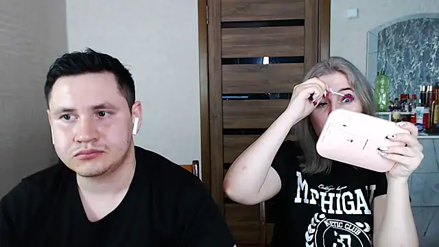 Kristy-Max online show from 02/23/25, 01:24