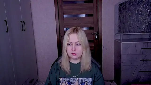 Kristy-Max online show from 03/18/26, 02:04