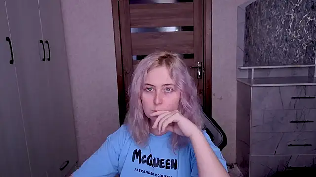 Kristy-Max online show from 03/21/26, 08:52