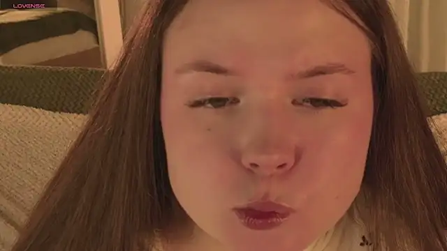 SunnyRisha online show from 12/15/25, 05:12