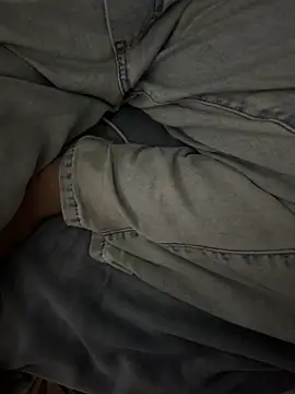 CM100412 online show from 04/24/26, 03:47