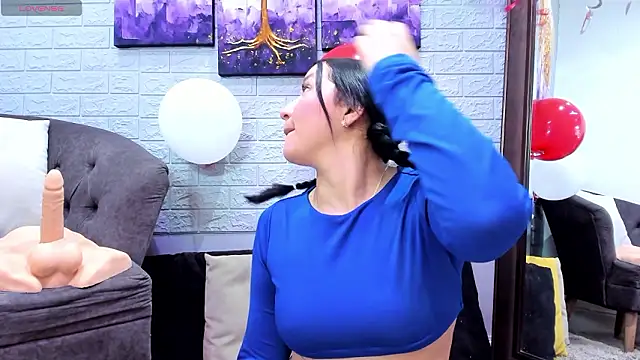  EmilyJireh  online show from 02/14/26, 04:37