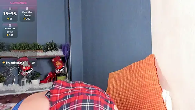 JesiaFoxi online show from 01/12/26, 12:21