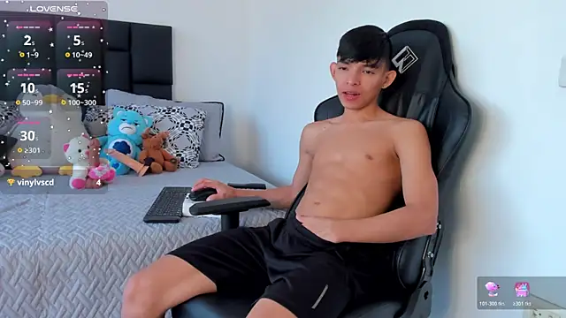 Tonny twink  online show from 12/19/25, 04:14