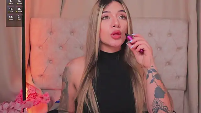 ashleyvalirya online show from 03/04/25, 06:47