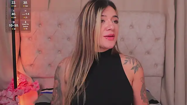 ashleyvalirya online show from 03/04/25, 09:51