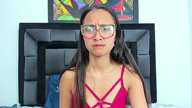 Snapshot of tatiana_valencia chatting on 01/08/25, 06:20 tatiana valencia online show from 01/08/25, 06:20