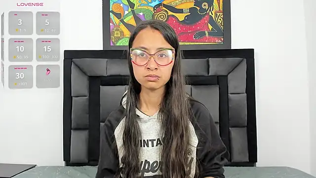 Snapshot of tatiana_valencia chatting on 01/17/25, 11:59 tatiana valencia online show from 01/17/25, 11:59