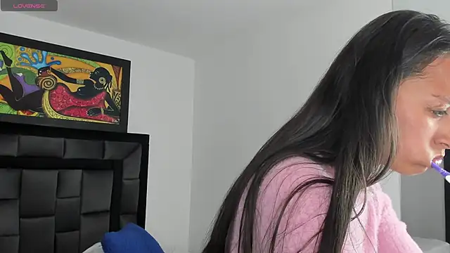 Snapshot of tatiana_valencia chatting on 01/31/25, 03:44 tatiana valencia online show from 01/31/25, 03:44