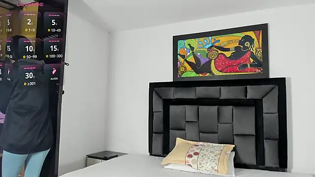 Snapshot of tatiana_valencia chatting on 02/06/25, 11:54 tatiana valencia online show from 02/06/25, 11:54