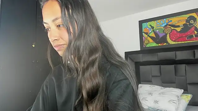 Snapshot of tatiana_valencia chatting on 02/11/25, 03:08 tatiana valencia online show from 02/11/25, 03:08