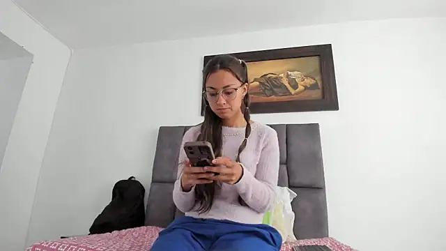 tatiana valencia online show from 05/13/26, 12:24
