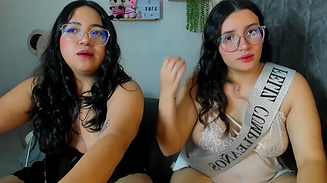 maddie-and-chelsea- online show from 09/21/25, 11:34