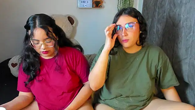 maddie-and-chelsea- online show from 01/07/26, 05:04