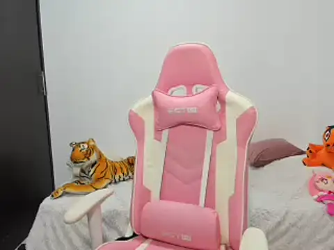 saori 9b online show from 01/18/25, 11:22