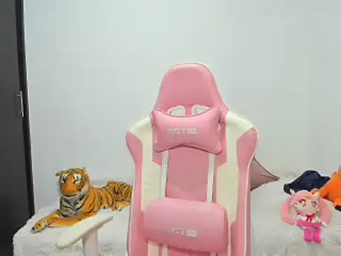 saori 9b online show from 02/02/25, 06:42