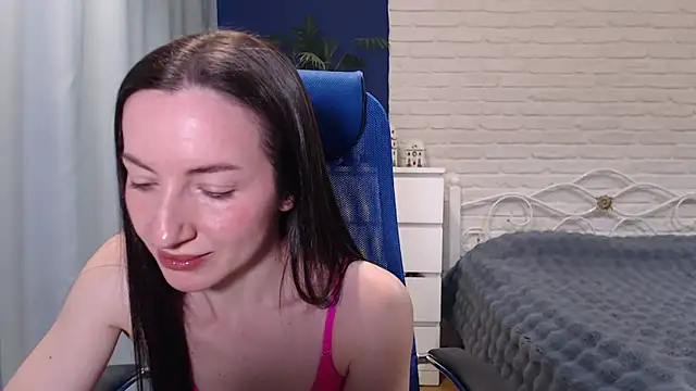 RailyMellow online show from 06/10/26, 08:57