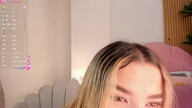 Victoria vallejo  online show from 02/10/26, 11:36