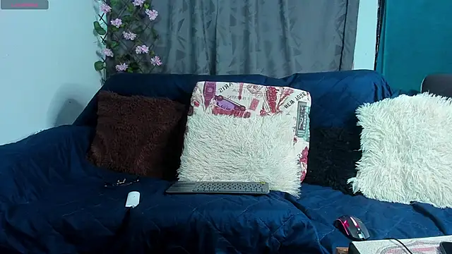 cristofer 988 online show from 10/11/25, 11:14