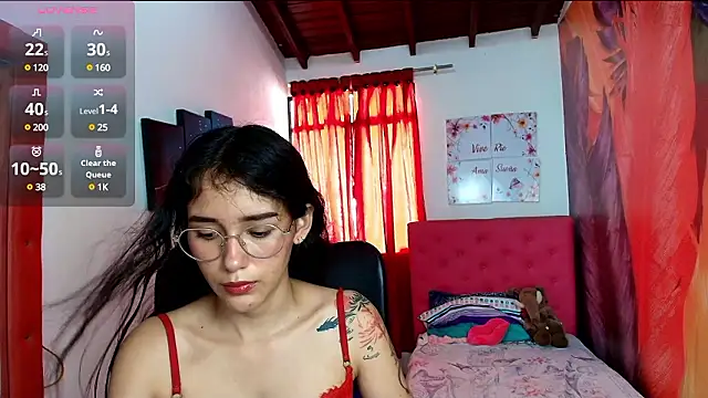 miley blue  online show from 12/06/24, 07:12