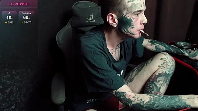 lonelycrystal online show from 10/29/25, 05:47