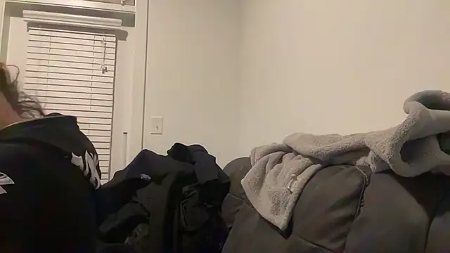 Snapshot of RavenRayyy chatting on 10/30/25, 06:26 RavenRayyy online show from 10/30/25, 06:26