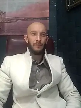 hardbigcock16 online show from 01/15/26, 12:21