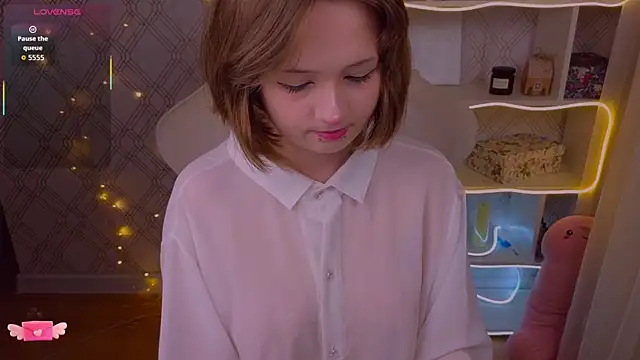 Mary uw online show from 01/18/26, 02:37