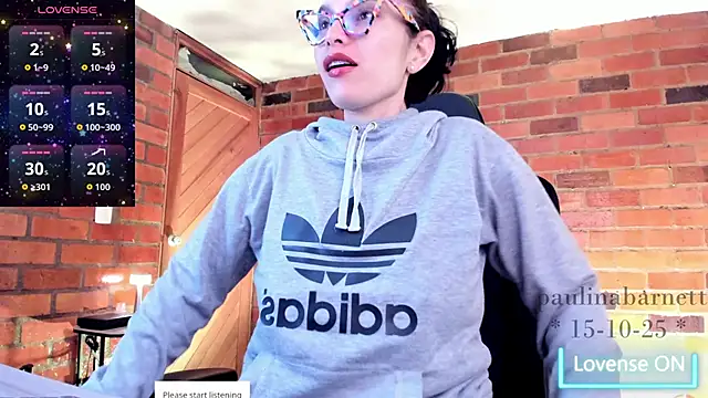 Snapshot of paulinabarnett- chatting on 10/16/25, 02:56 paulinabarnett- online show from 10/16/25, 02:56