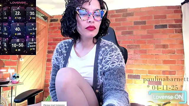 Snapshot of paulinabarnett- chatting on 11/05/25, 02:55 paulinabarnett- online show from 11/05/25, 02:55