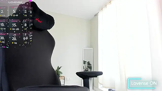 Snapshot of paulinabarnett- chatting on 07/02/26, 03:40 paulinabarnett- online show from 07/02/26, 03:40