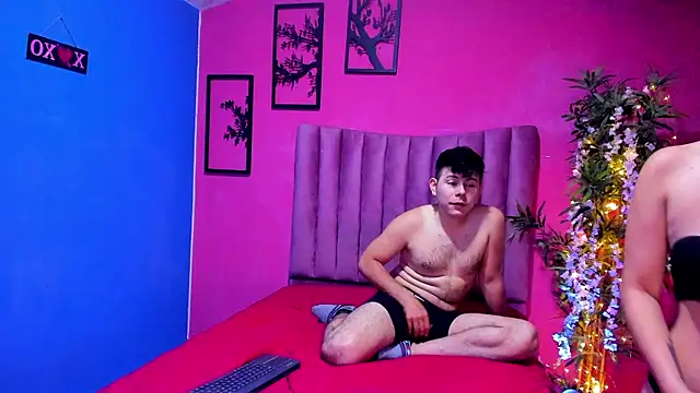 JustiinJazmin online show from 01/06/26, 06:22