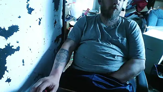 slickwill123 online show from 04/18/26, 05:17