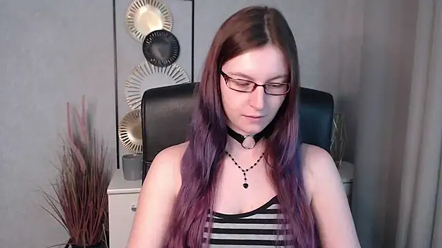 emmaxDelight online show from 12/06/24, 01:33